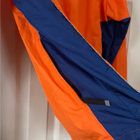 Asics NYC Marathon Jacket - Picture 7 of 8